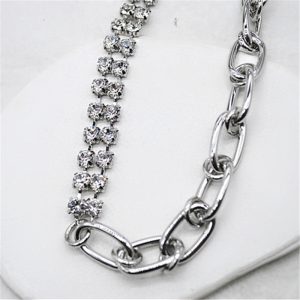 New design of trendy brand necklace that suits all occasions