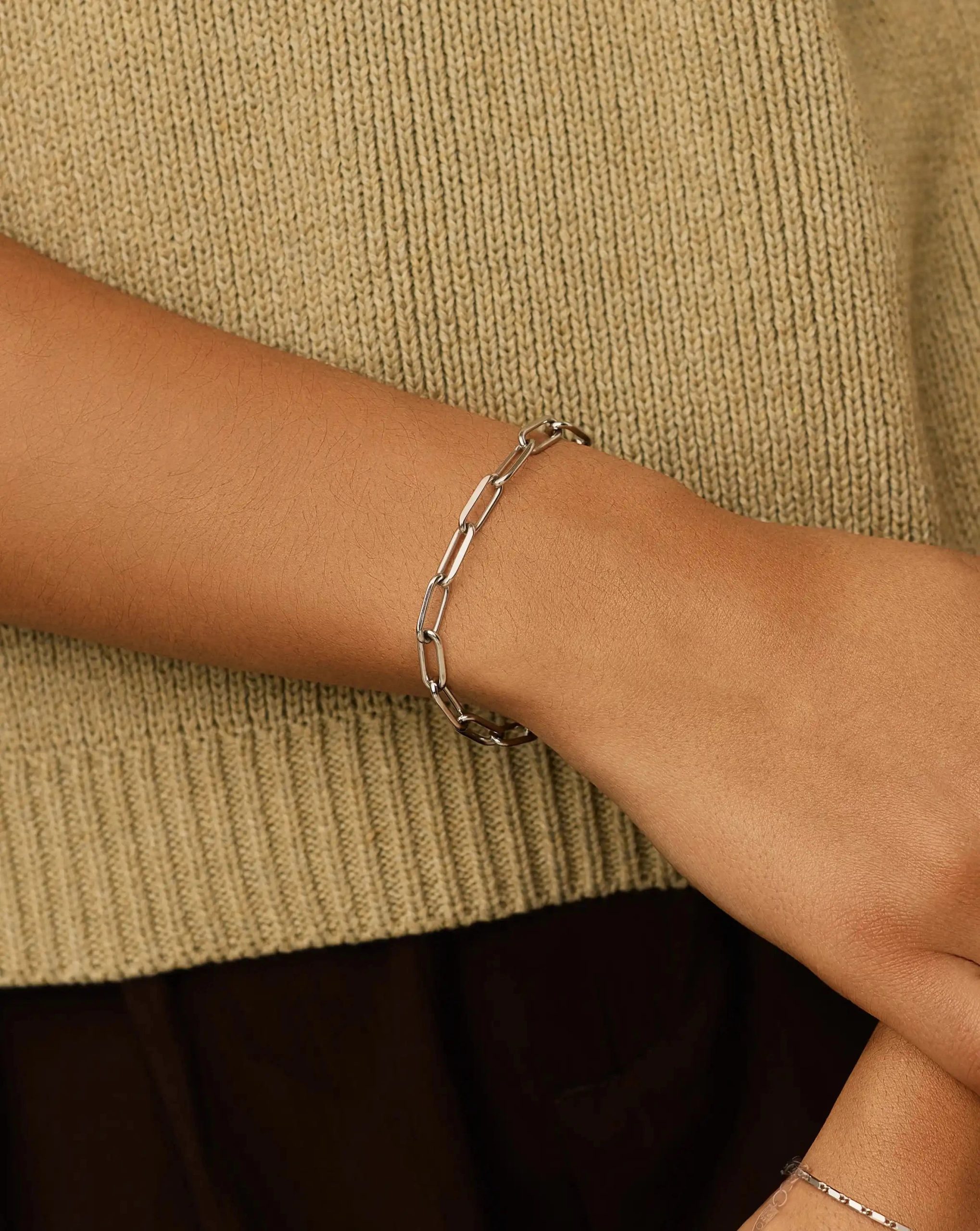Classic Paperclip Chain Bracelet | Platinum Plated - Image 2