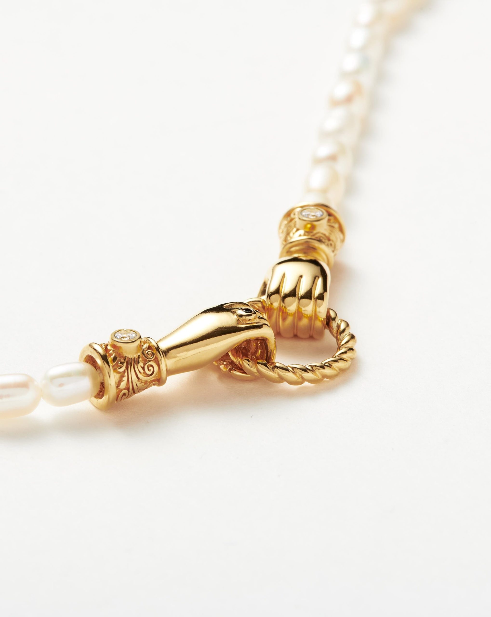 Harris Reed In Good Hands Pearl Bracelet | 18ct Gold Plated/Pearl & Black Onyx - Image 4